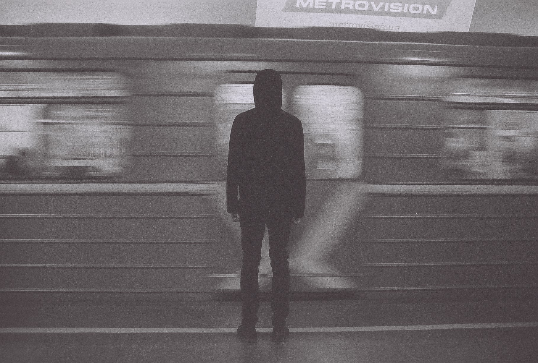 Tunnel film frame 02