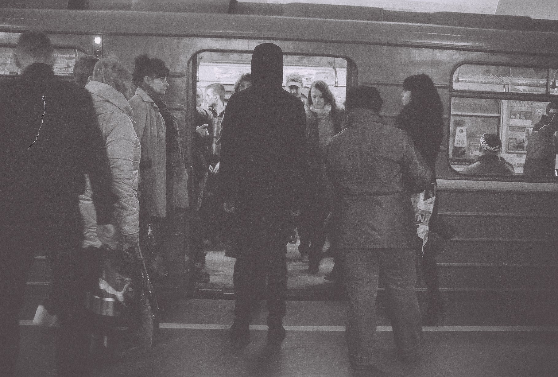 Tunnel film frame 03
