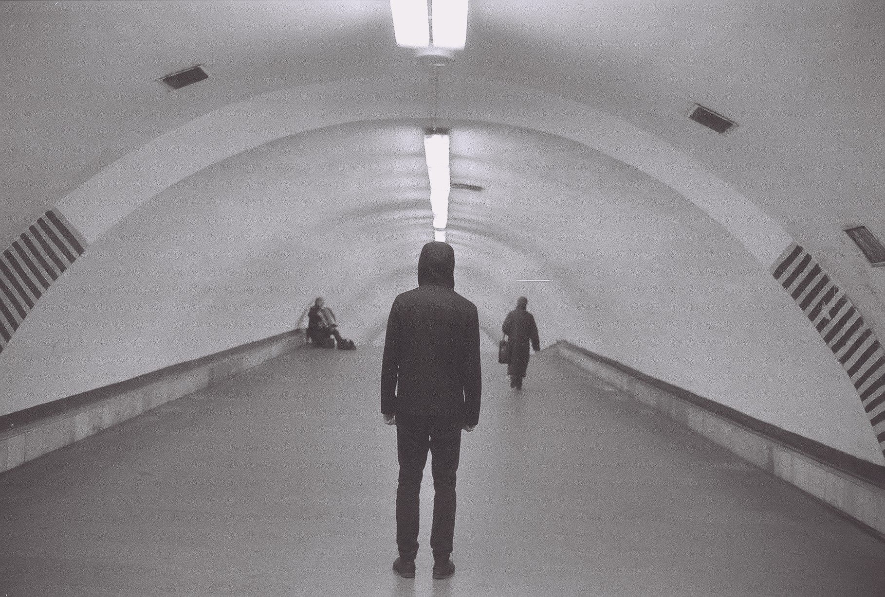 Tunnel film frame 05