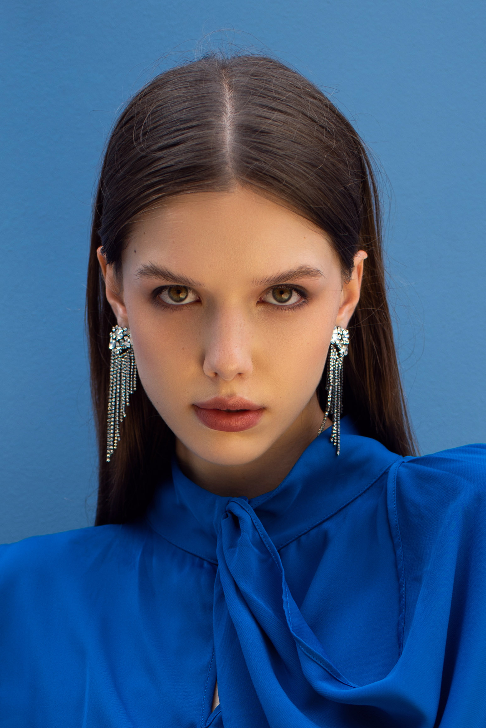 Marie classic fashion editorial frame 03
