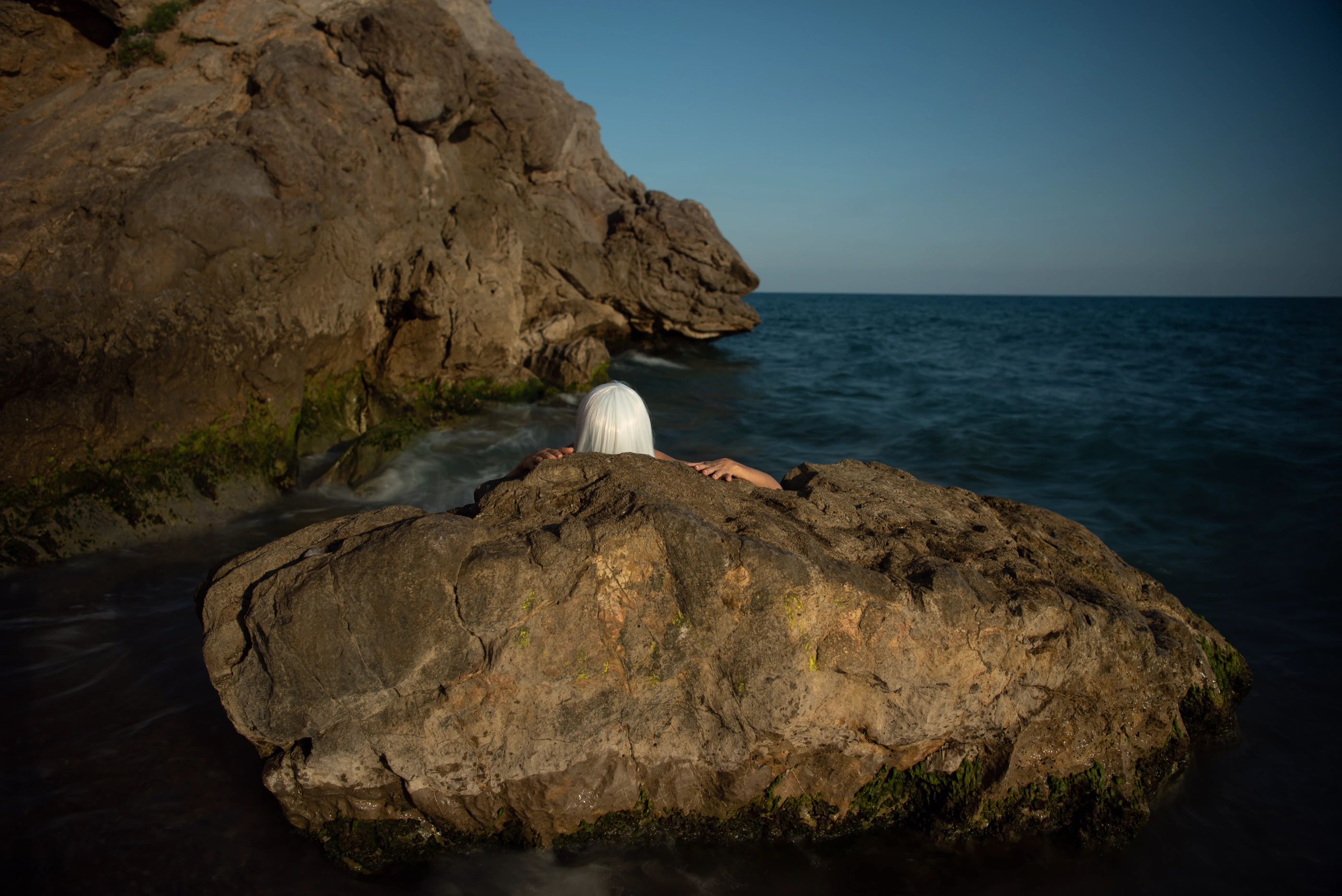 Whisper of the Sea frame 06