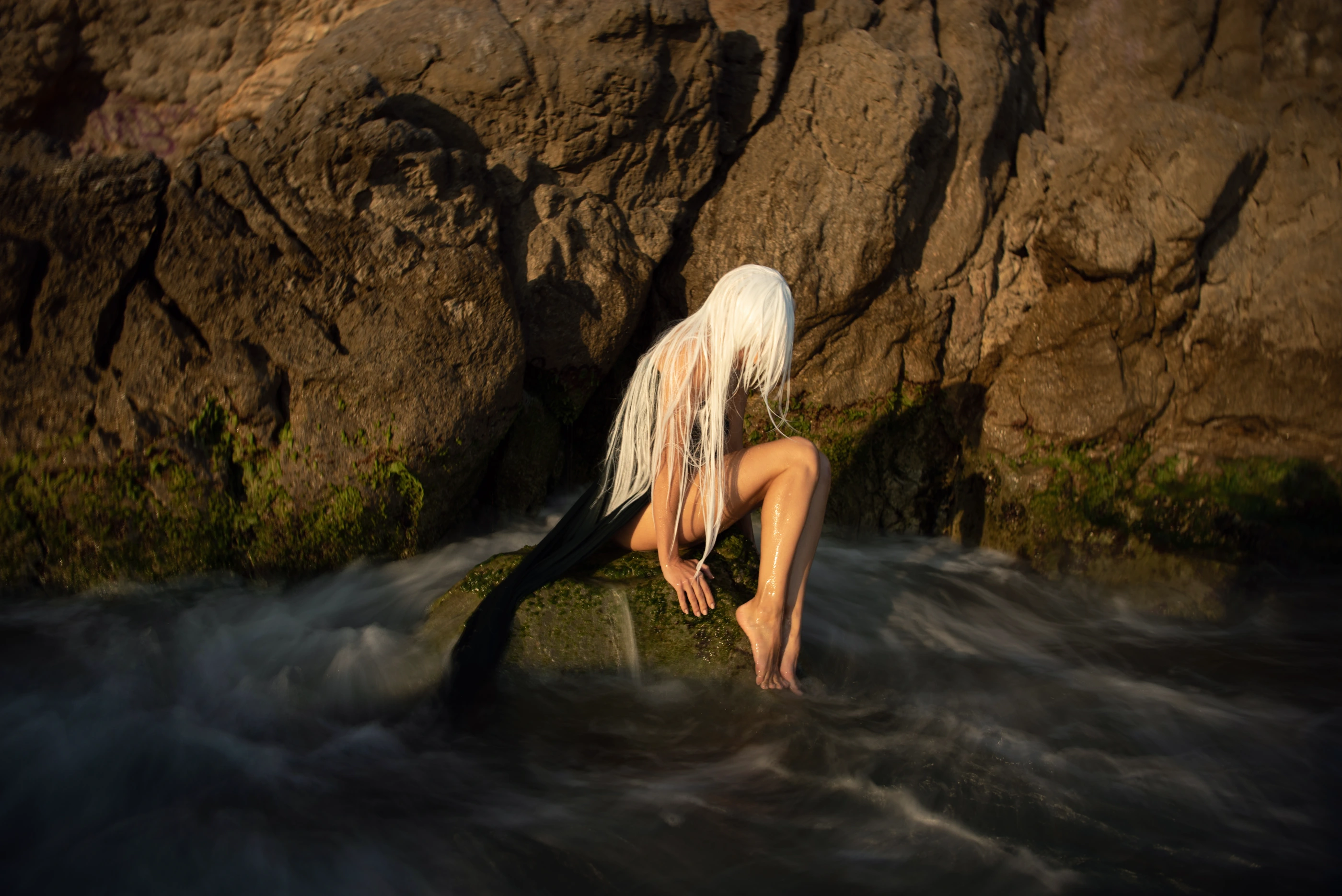 Whisper of the Sea frame 07